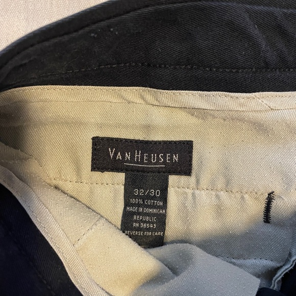 Price drop 🎈Men’s Van Heusen chinos. 2 pairs, 32” waist. Excellent condition. - Picture 10 of 14